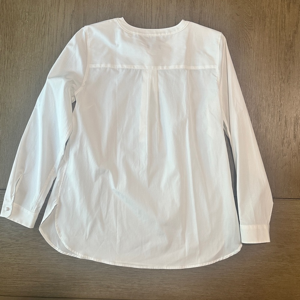 Talbots White Tunic Top Blouse Long Sleeve Jeweled Buttons Size Medium - Picture 8 of 10
